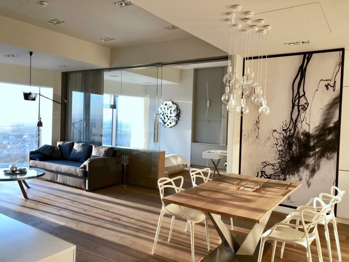 Vantage Point Apartament Sky Tower فروتسواف المظهر الخارجي الصورة